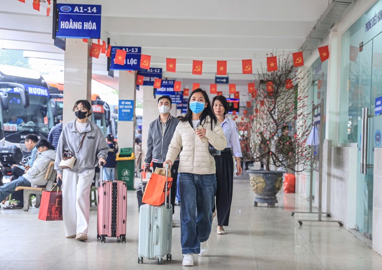 Hà Nội: Bến xe Mỹ Đình dự kiến tăng cường hơn 200 xe phục vụ cao điểm nghỉ lễ 30/4 – 1/5