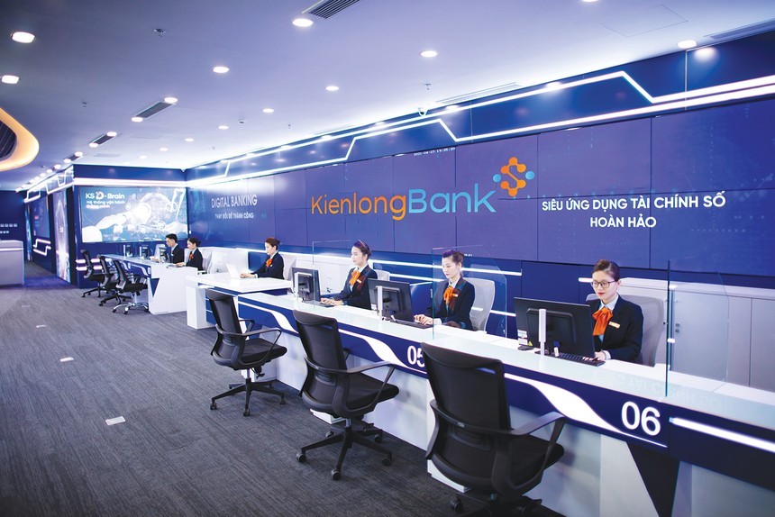 Biến động nhân sự và tồn tại trong hoạt động tín dụng tại KienlongBank