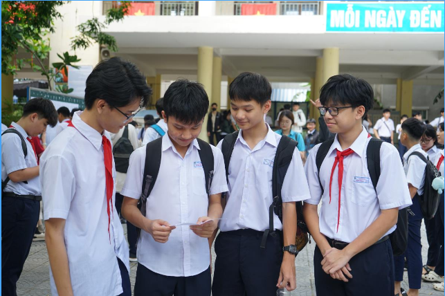 Tỷ lệ chọi biến động, TP Hồ Chí Minh chốt điều chỉnh nguyện vọng lớp 10 lúc 17h hôm nay