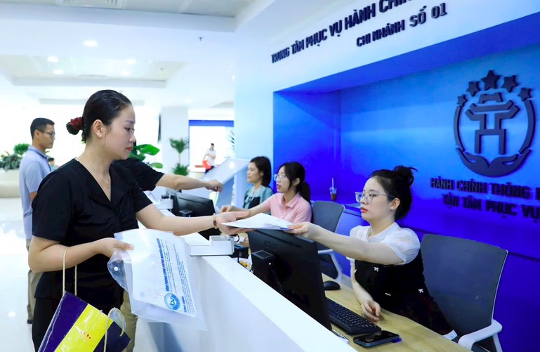 Khẩn trương tuyển dụng, tiếp nhận công chức, ký hợp đồng nhân sự cấp xã