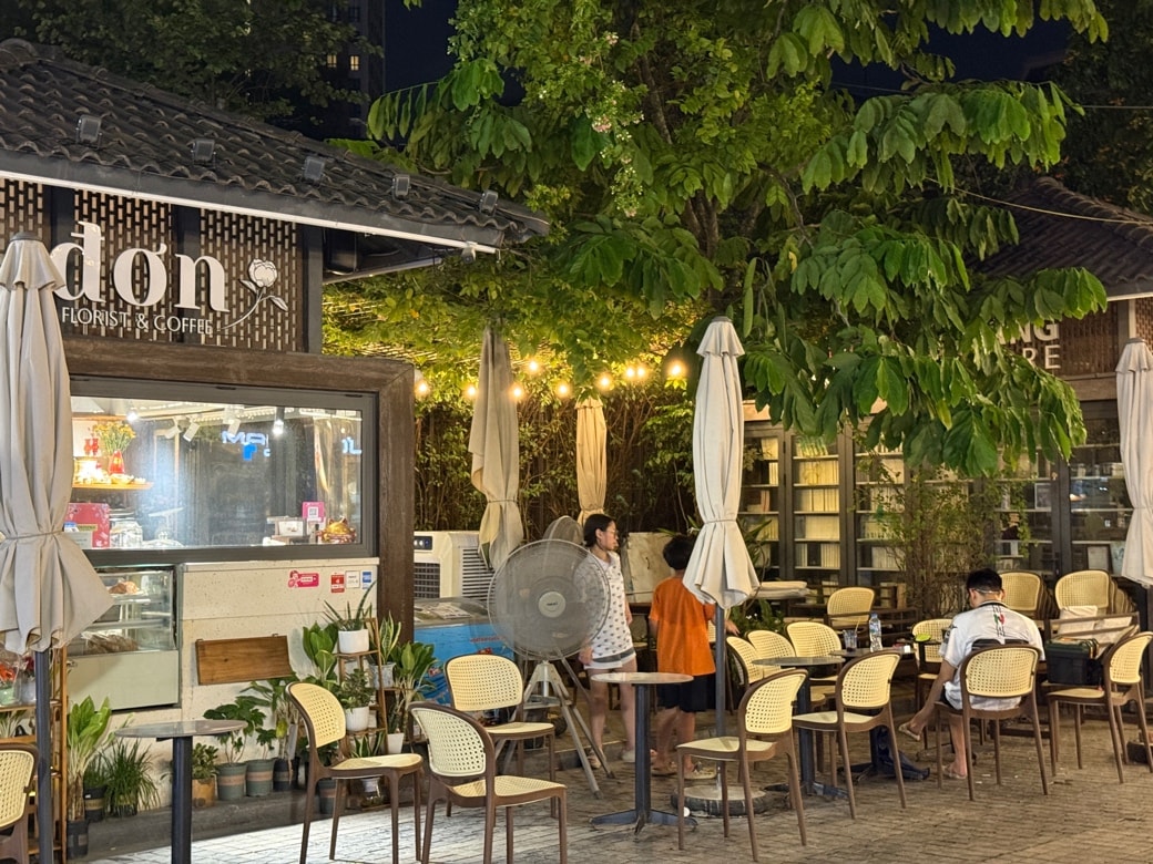 Phố Sách Hà Nội: Không gian văn hóa hấp dẫn cho thanh thiếu niên dịp hè