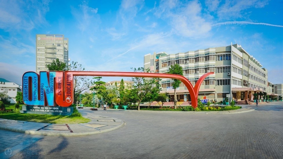 Một doanh nghiệp liên tiếp trúng 5 gói chỉ định thầu tại trường Đại học Quy Nhơn