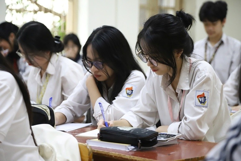 Vì sao Bộ GD&ĐT vẫn duy trì kỳ thi tốt nghiệp THPT khi tỷ lệ đỗ trên 99%?