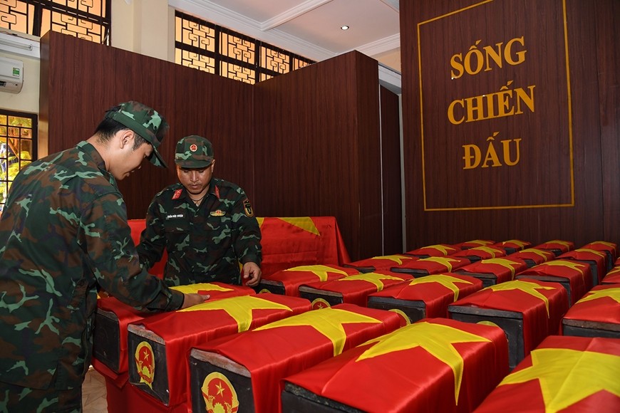 Tìm kiếm, quy tập và xác định danh tính hài cốt liệt sĩ: Cẩn trọng, thành kính trước nhiệm vụ thiêng liêng