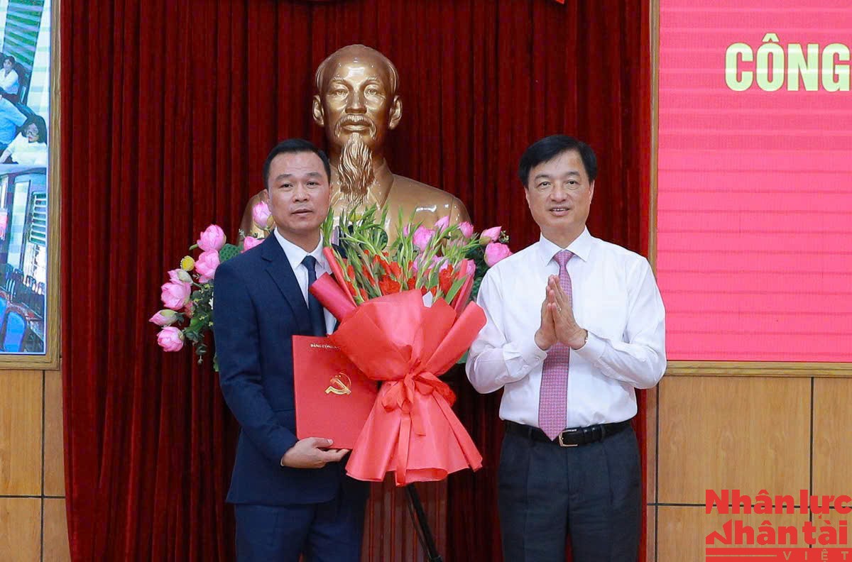Thiếu tướng Tô Anh Dũng được bầu làm Chủ tịch UBND tỉnh Thanh Hóa