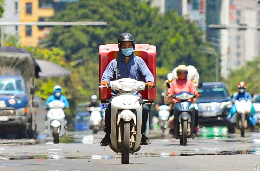 Miền Bắc nắng nóng cả tuần, có nơi trên 38 độ C