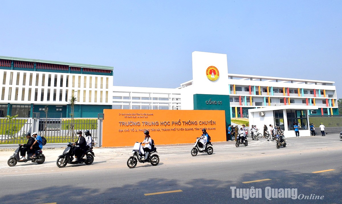 Từ những con số ở Trường Chuyên Tuyên Quang: Đã đến lúc trả các kỳ thi về đúng chức năng của nó