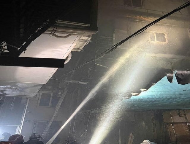Vụ cháy nhà làm 5 người tử vong ở Hà Nội: Nạn nhân là họ hàng và người quen đến ở nhờ để chữa bệnh