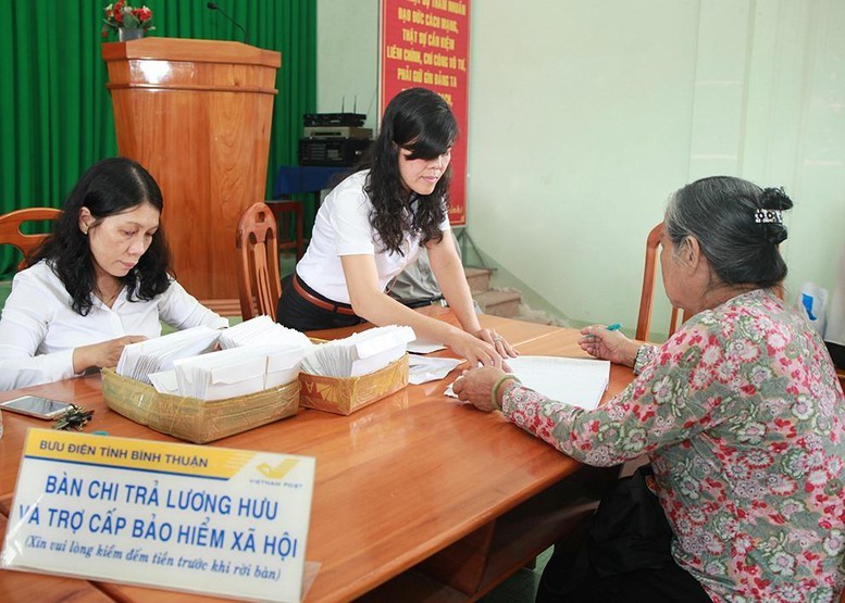Người từ 75 tuổi có thể nhận 540.000 đồng trợ cấp hưu trí xã hội mỗi tháng
