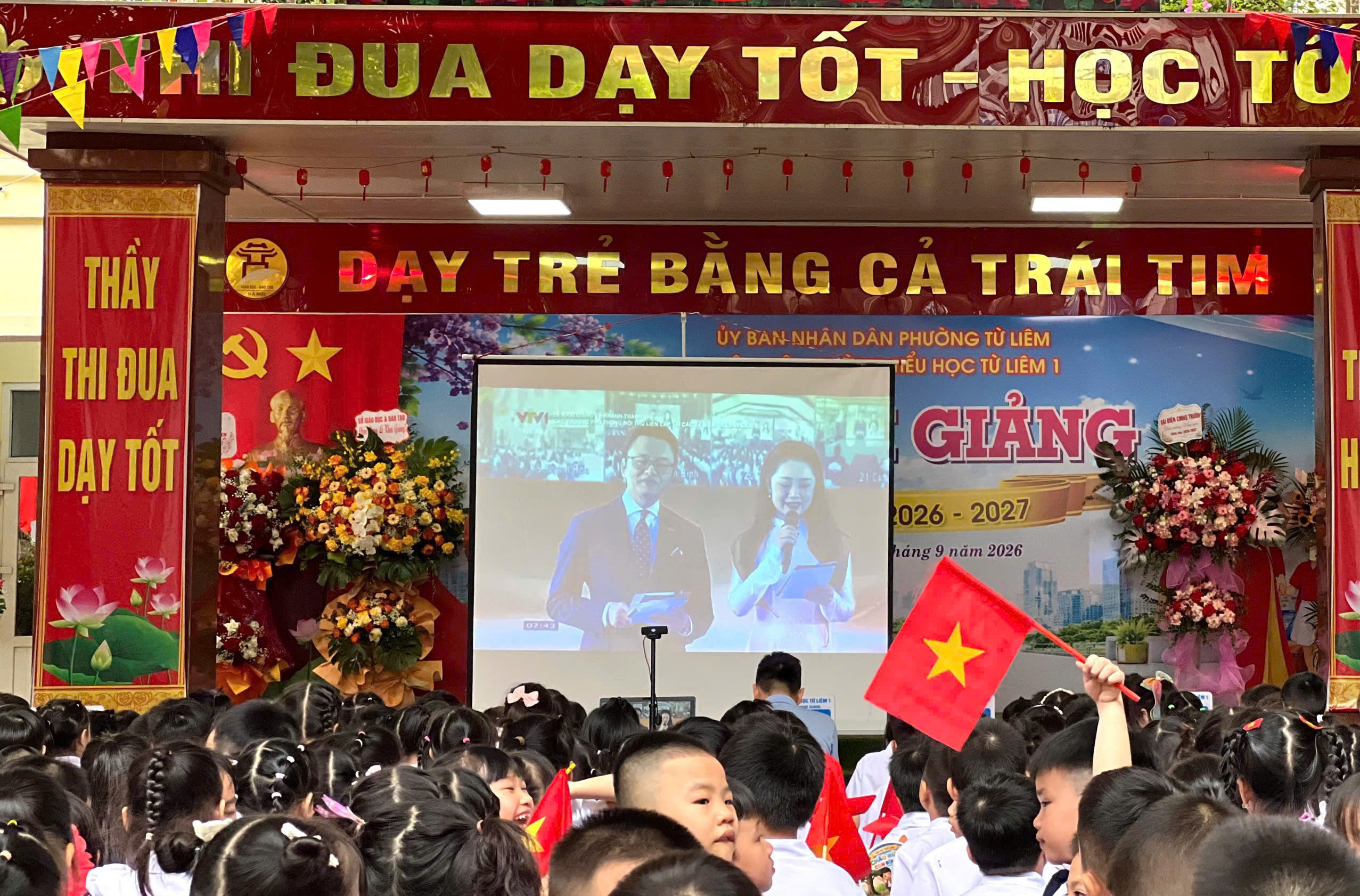 Hà Nội: Rộn ràng ngày khai giảng năm học 2026-2027 tại Trường Tiểu học Từ Liêm 1